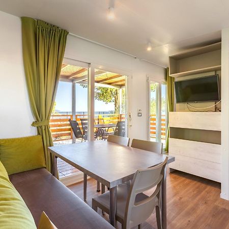 Eurocamp Mobile Homes At Campsite Ljutic Біоград-на-Мору Екстер'єр фото